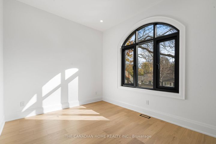 Photo 30 at 499 Rebecca Street, WO West, Oakville