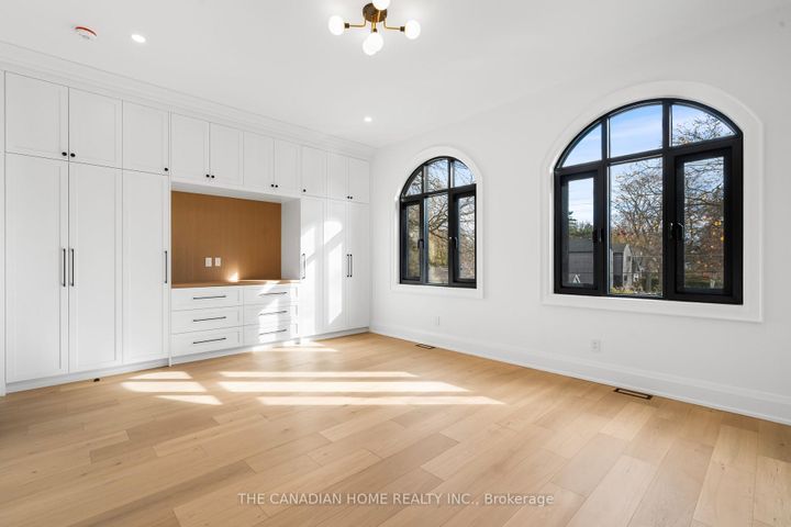 Photo 33 at 499 Rebecca Street, WO West, Oakville