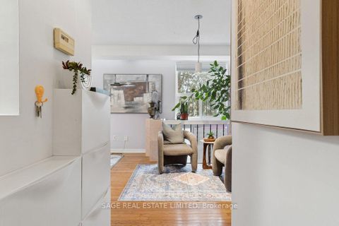 Photo 1 at 4 - 350 Gerrard Street E, South St. James Town, Toronto