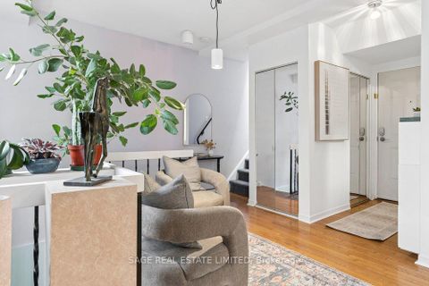 Photo 5 at 4 - 350 Gerrard Street E, South St. James Town, Toronto