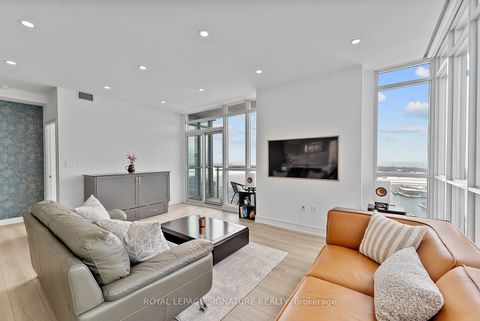 Photo 3 at 4010 - 15 Iceboat Terrace, Waterfront Communities C1, Toronto