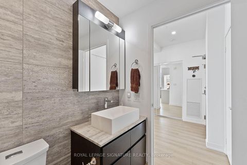 Photo 18 at 4010 - 15 Iceboat Terrace, Waterfront Communities C1, Toronto