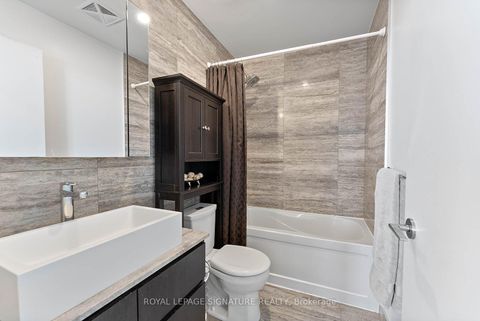 Photo 19 at 4010 - 15 Iceboat Terrace, Waterfront Communities C1, Toronto