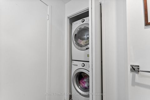 Photo 21 at 4010 - 15 Iceboat Terrace, Waterfront Communities C1, Toronto