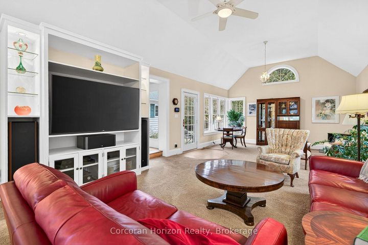 Photo 3 at 3046 South Drive, Roseland, Burlington