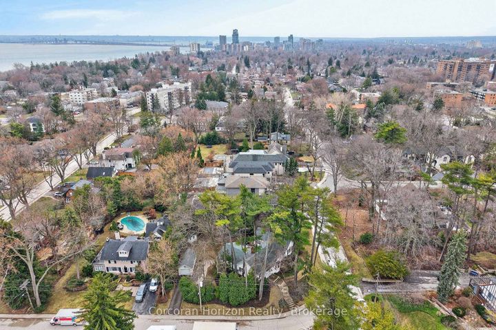 Photo 33 at 3046 South Drive, Roseland, Burlington