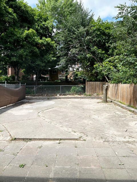 Photo 3 at 218 Chartland Boulevard S, Agincourt North, Toronto