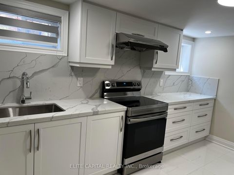 Photo 7 at 218 Chartland Boulevard S, Agincourt North, Toronto