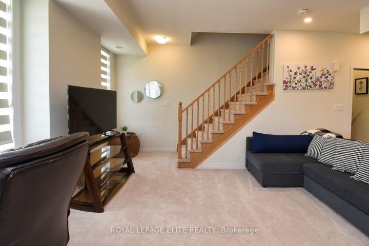 Photo 3 at 69 - 383 Dundas Street E, Waterdown, Hamilton