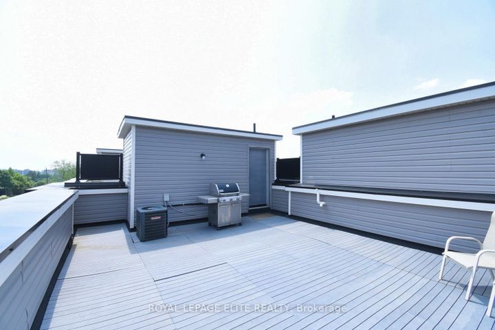 Photo 19 at 69 - 383 Dundas Street E, Waterdown, Hamilton