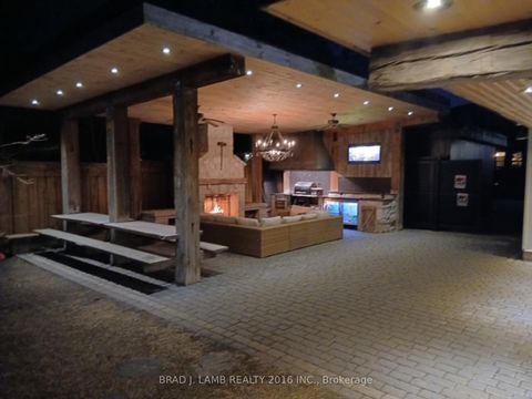 Photo 4 at 111 Woodbine Avenue, The Beaches, Toronto