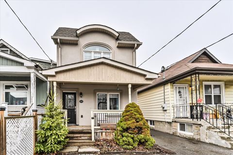 Photo 3 at 838 Sammon Avenue, East York, Toronto