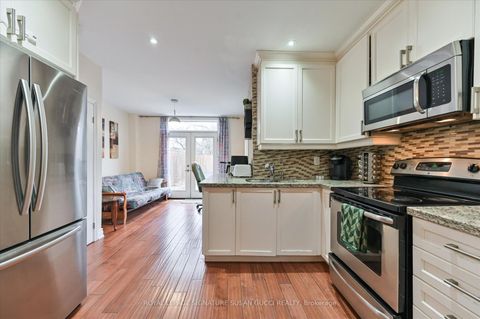 Photo 15 at 838 Sammon Avenue, East York, Toronto