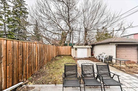 Photo 37 at 838 Sammon Avenue, East York, Toronto