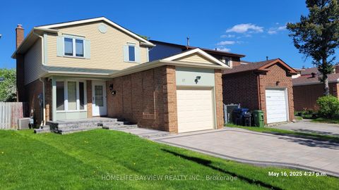 Photo 1 at 87 Moorehouse Drive, Milliken, Toronto