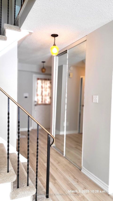 Photo 10 at 87 Moorehouse Drive, Milliken, Toronto