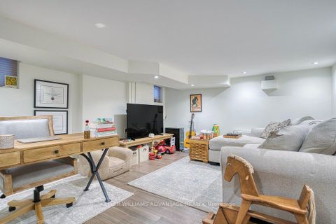 Photo 22 at 554 Balliol Street, Mount Pleasant East, Toronto