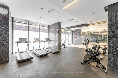 Photo 19 at 621 - 560 Front Street W, Waterfront Communities C1, Toronto