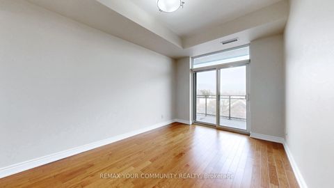 Photo 12 at 520 - 281 Woodbridge Avenue, West Woodbridge, Vaughan