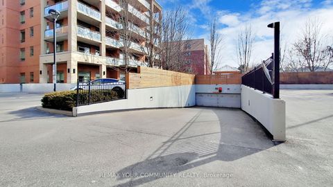 Photo 34 at 520 - 281 Woodbridge Avenue, West Woodbridge, Vaughan