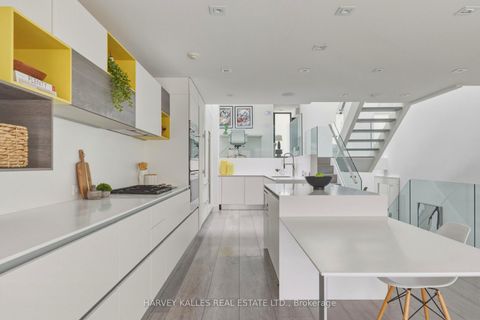 Photo 10 at 41 Berryman Street, Annex, Toronto