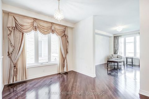 Photo 7 at 246 Hansard Drive, Vellore Village, Vaughan