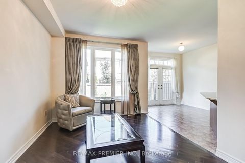 Photo 12 at 246 Hansard Drive, Vellore Village, Vaughan