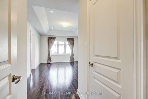 Photo 29 at 246 Hansard Drive, Vellore Village, Vaughan