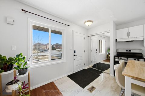 Photo 1 at 27 Athabaska Road, Holly, Barrie