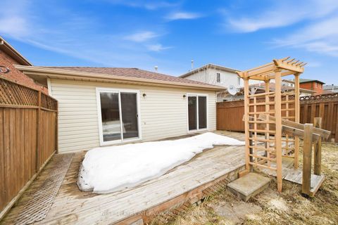 Photo 17 at 27 Athabaska Road, Holly, Barrie