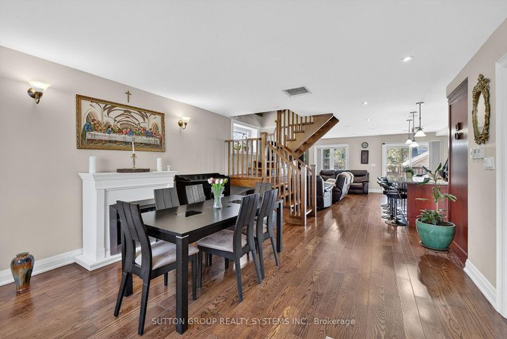 Photo 3 at 32 Green Lanes, City Centre West, Toronto