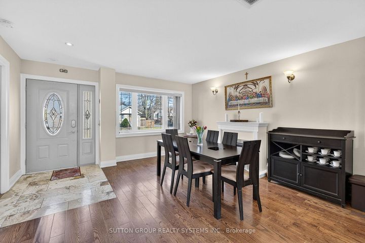 Photo 5 at 32 Green Lanes, City Centre West, Toronto