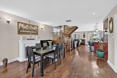 Photo 3 at 32 Green Lanes, City Centre West, Toronto