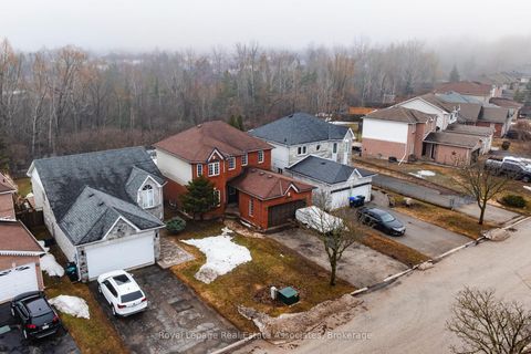 Photo 11 at 1101 Corrie Street, Alcona, Innisfil