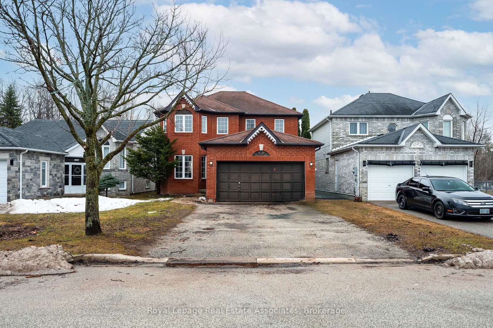 1101 Corrie Street, Alcona, Innisfil photo number 2