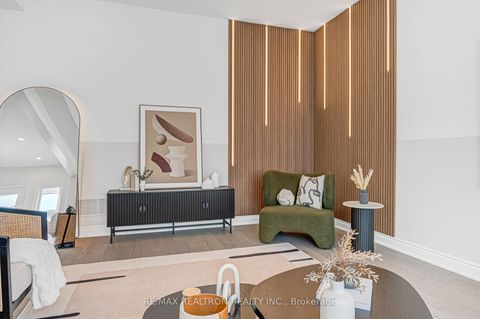 Photo 8 at 15 Current Drive, Rural Richmond Hill, Richmond Hill