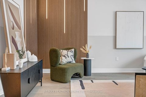 Photo 44 at 15 Current Drive, Rural Richmond Hill, Richmond Hill