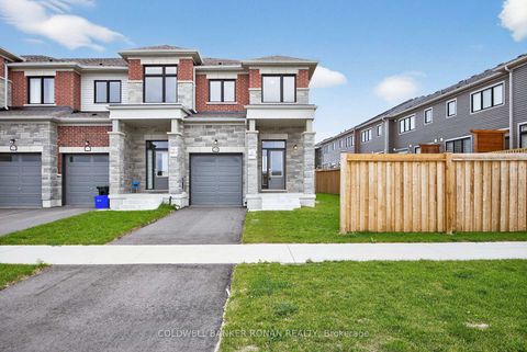 Photo 2 at 29 Milady Crescent, Rural Barrie Southeast, Barrie