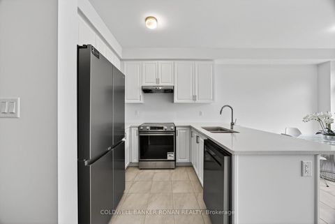 Photo 8 at 29 Milady Crescent, Rural Barrie Southeast, Barrie