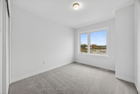 Photo 24 at 29 Milady Crescent, Rural Barrie Southeast, Barrie