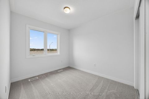 Photo 26 at 29 Milady Crescent, Rural Barrie Southeast, Barrie