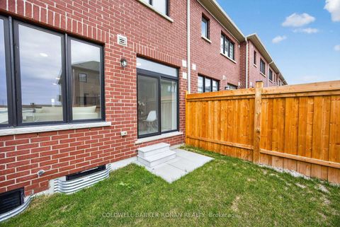 Photo 32 at 29 Milady Crescent, Rural Barrie Southeast, Barrie