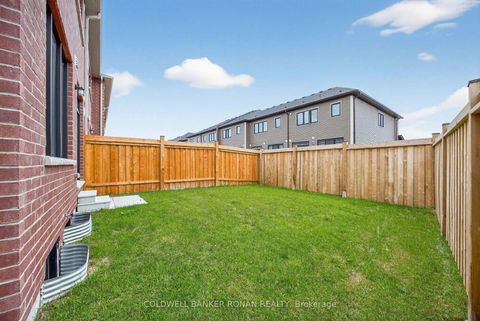 Photo 35 at 29 Milady Crescent, Rural Barrie Southeast, Barrie