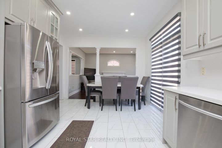 Photo 15 at 51 Cape Dorset Crescent, Wellington, Brampton