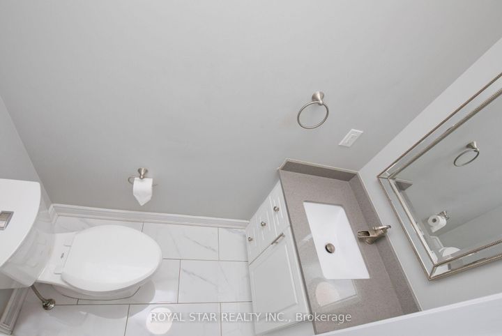 Photo 16 at 51 Cape Dorset Crescent, Wellington, Brampton