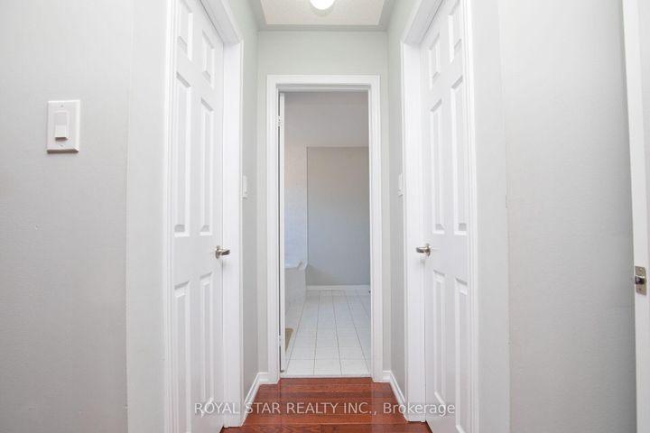 Photo 23 at 51 Cape Dorset Crescent, Wellington, Brampton