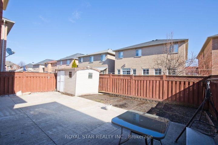 Photo 49 at 51 Cape Dorset Crescent, Wellington, Brampton