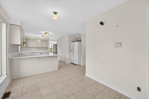 Photo 11 at 2702 6th Line, Rural Innisfil, Innisfil