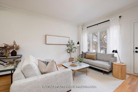 Photo 19 at 59D Woodbine Avenue, The Beaches, Toronto