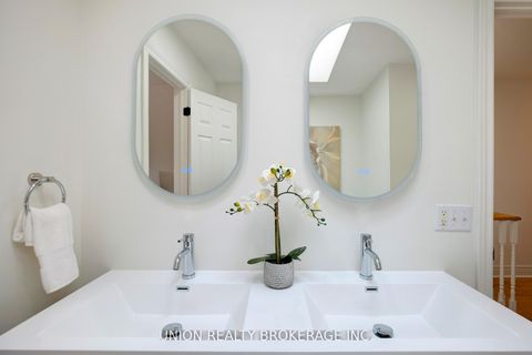 Photo 29 at 59D Woodbine Avenue, The Beaches, Toronto